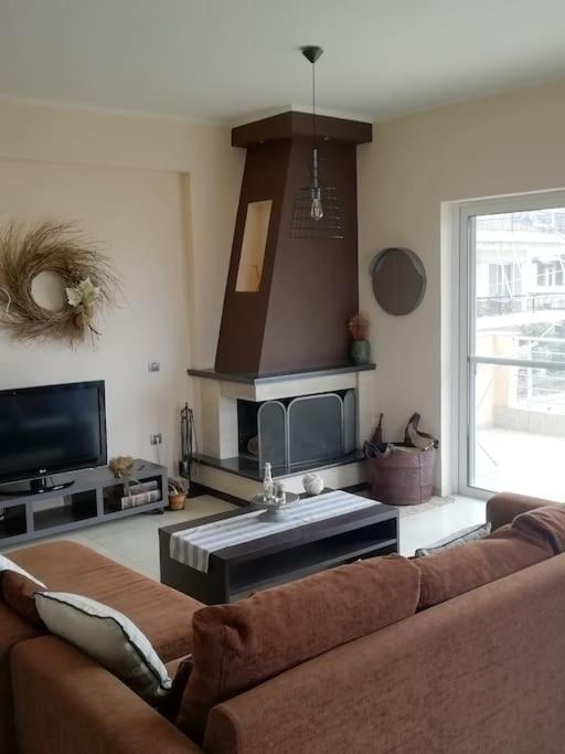 Nikolas Apartment. Aktaio Rio Patra Εξωτερικό φωτογραφία